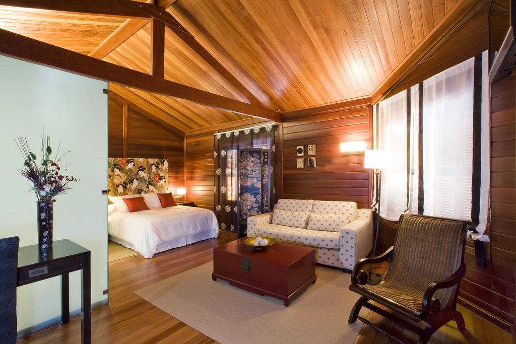 Bungalow (3 Adults),226554152:JPEG