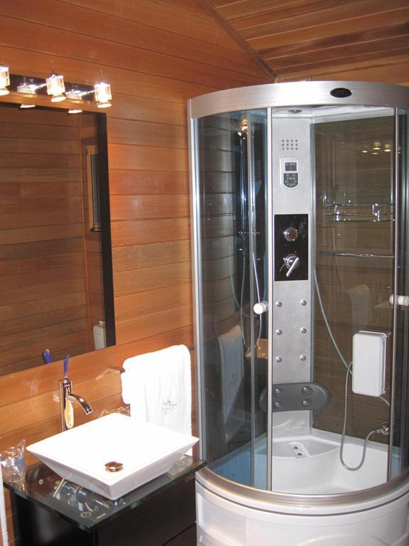 Bungalow (2 Adults),915792142:JPEG