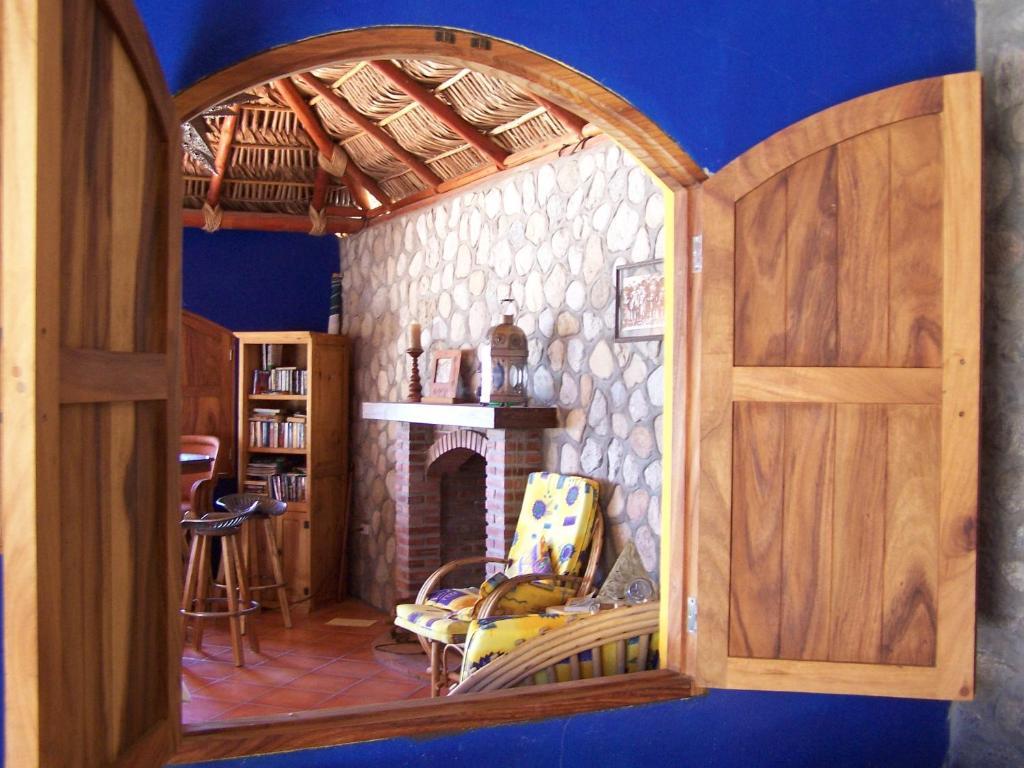 Superior Ocean View Bungalow,28373774:JPEG