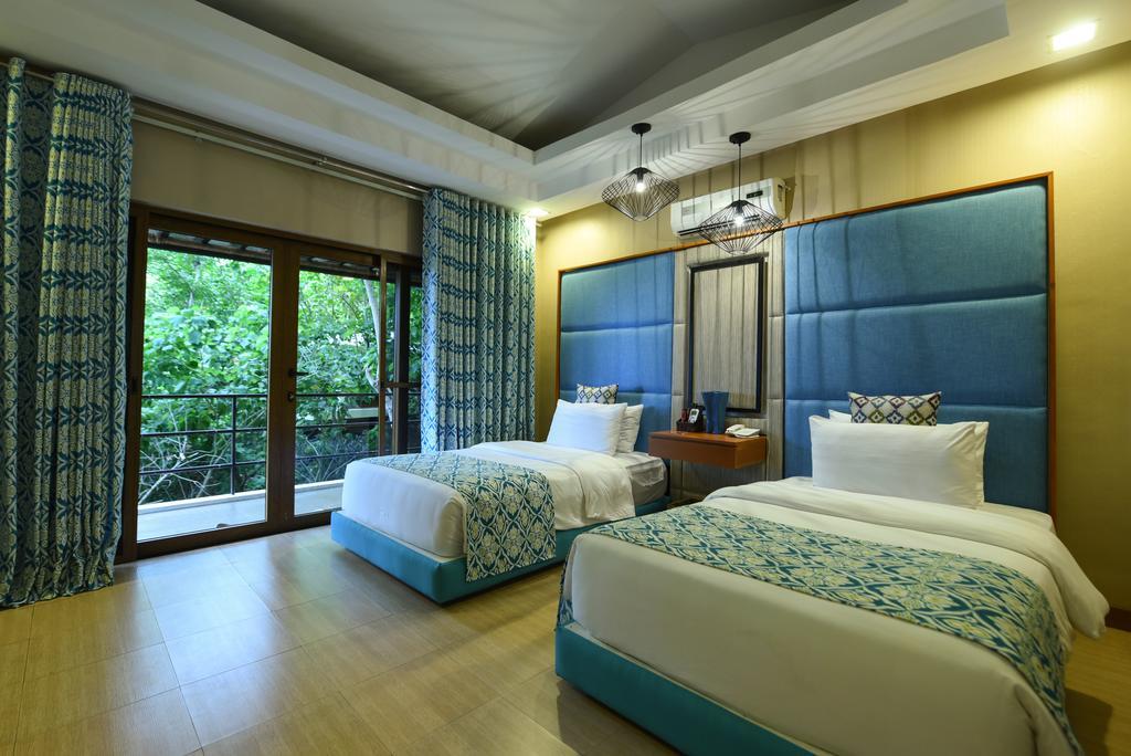 Hillside Cabana