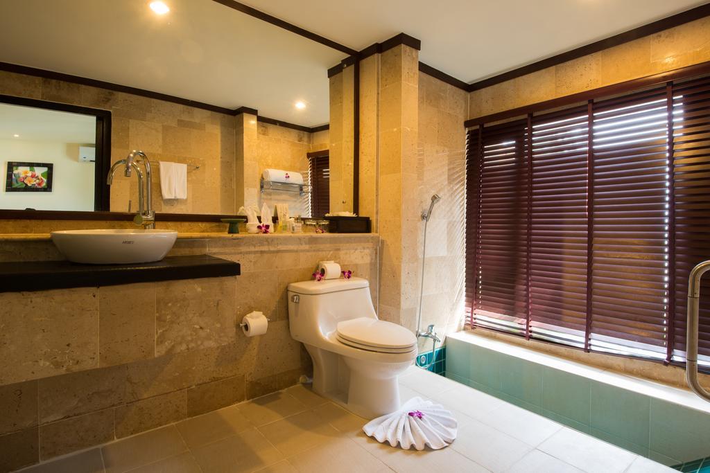 Two-Bedroom Suite with Direct Beach Access