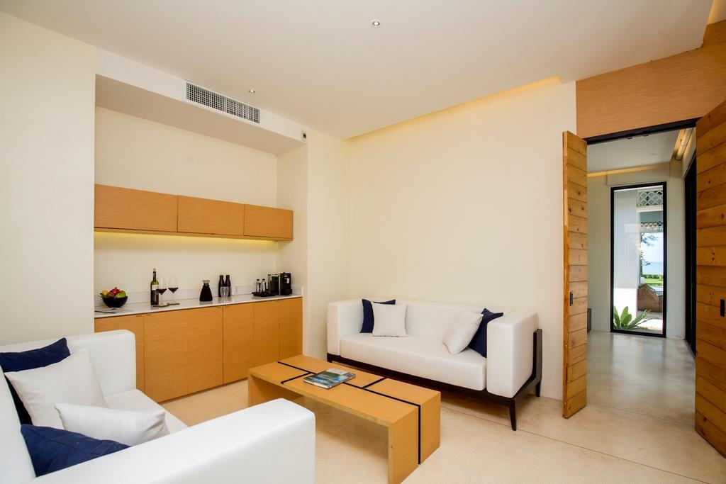 Villa with Couple Bath,765776353:JPEG