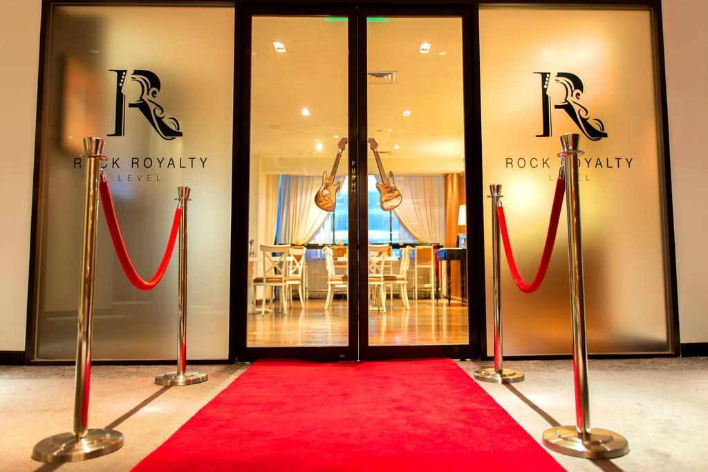 Suite with Sea View,396012723:JPEG