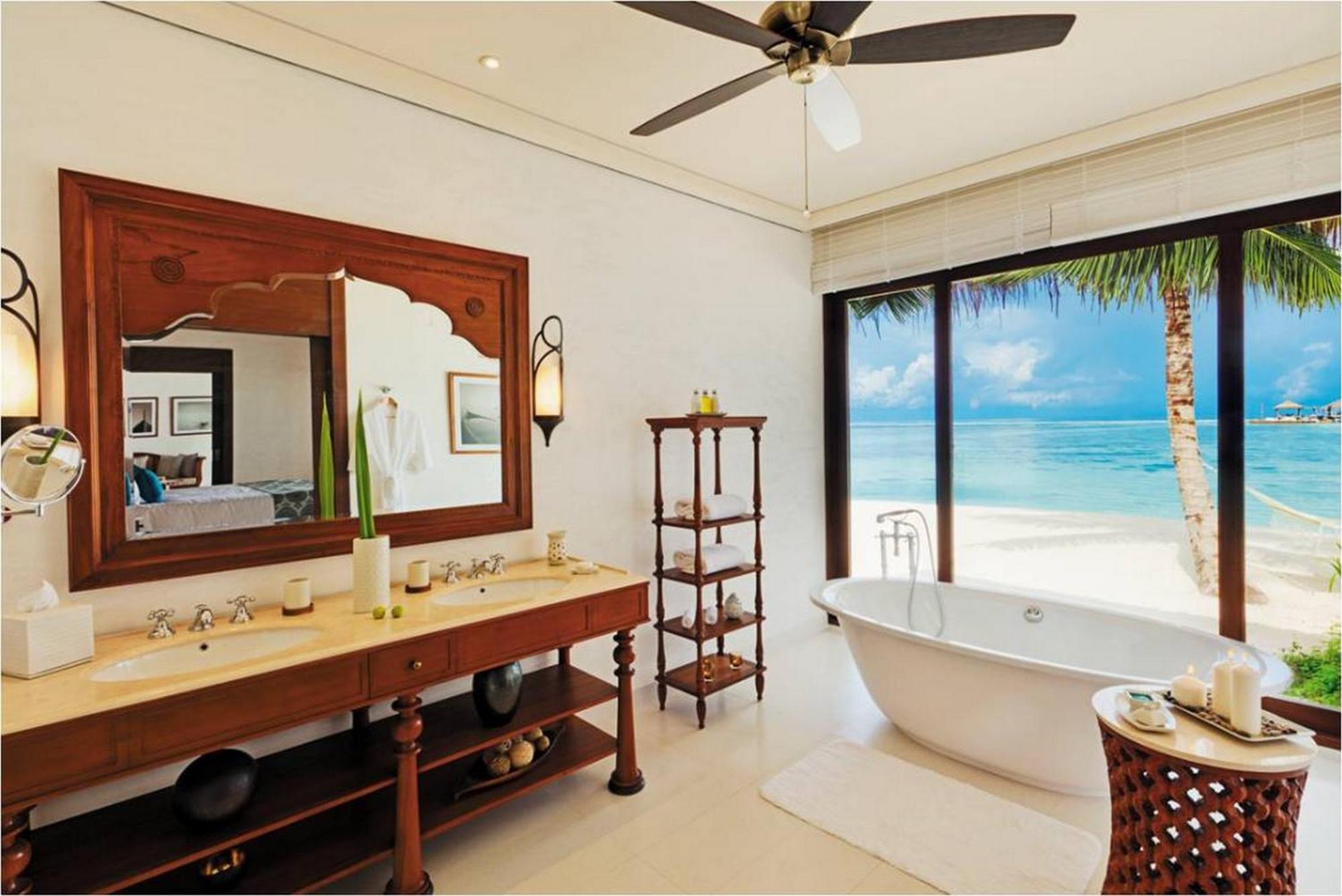 One-Bedroom Beach Pool Villa
