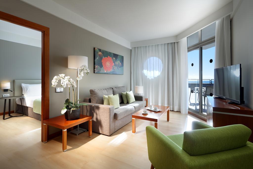 Suite with Sea View,378488524:JPEG