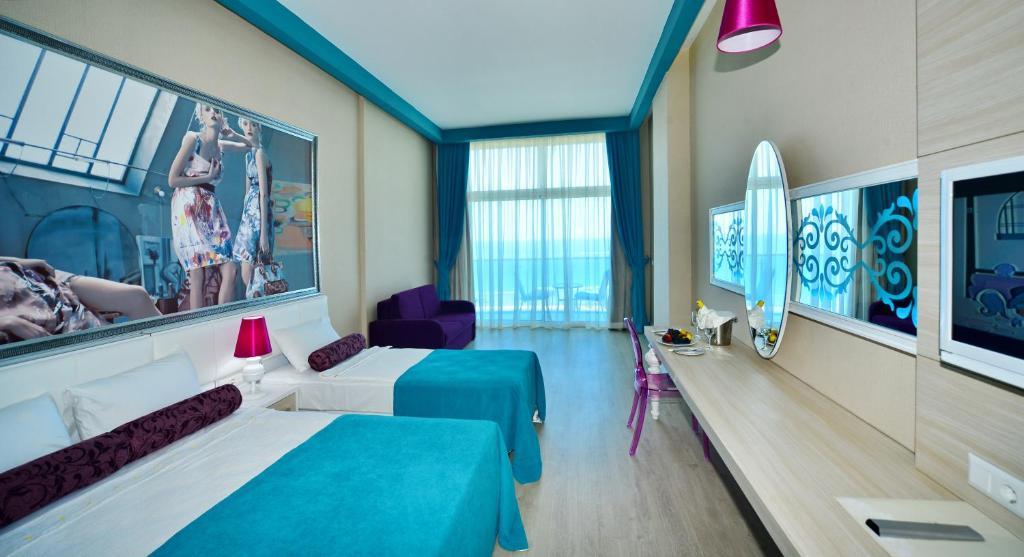 Double or Twin Room,1009299931:JPEG