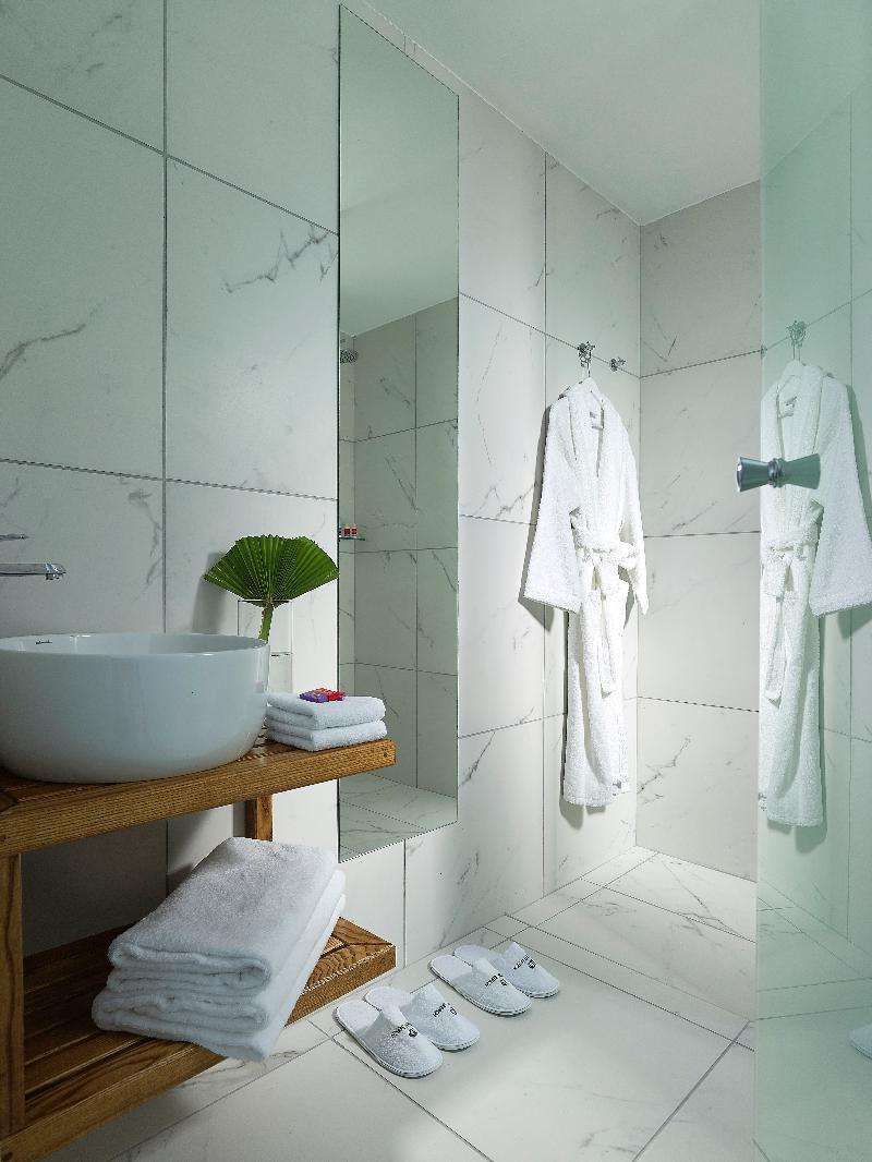 Two-Bedroom Suite,514805010:JPEG