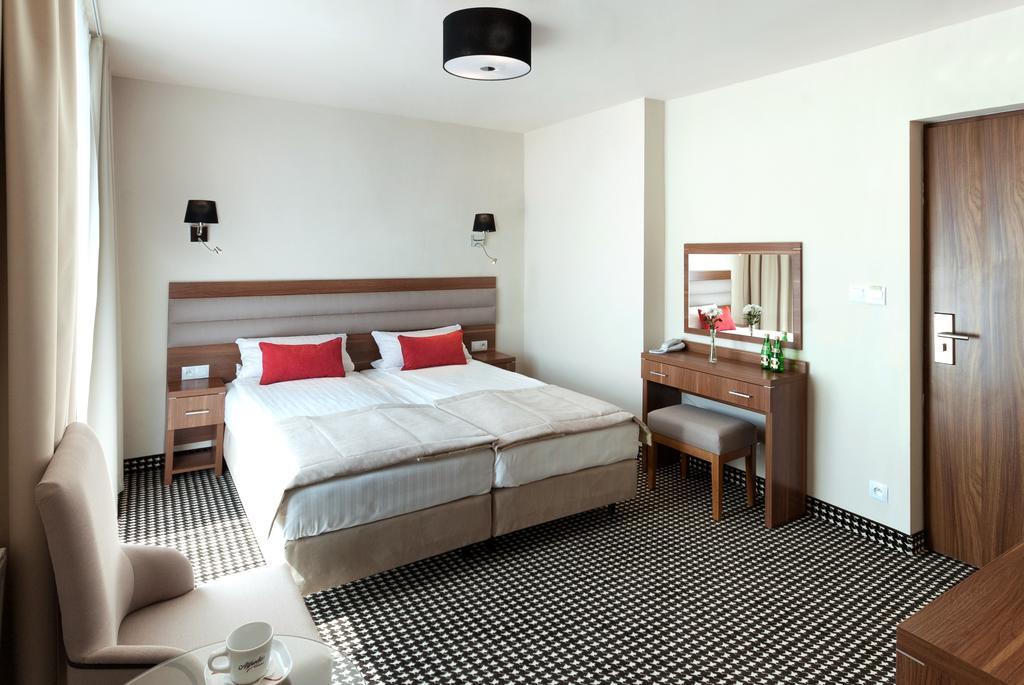 Double Room with Terrace,632597787:JPEG