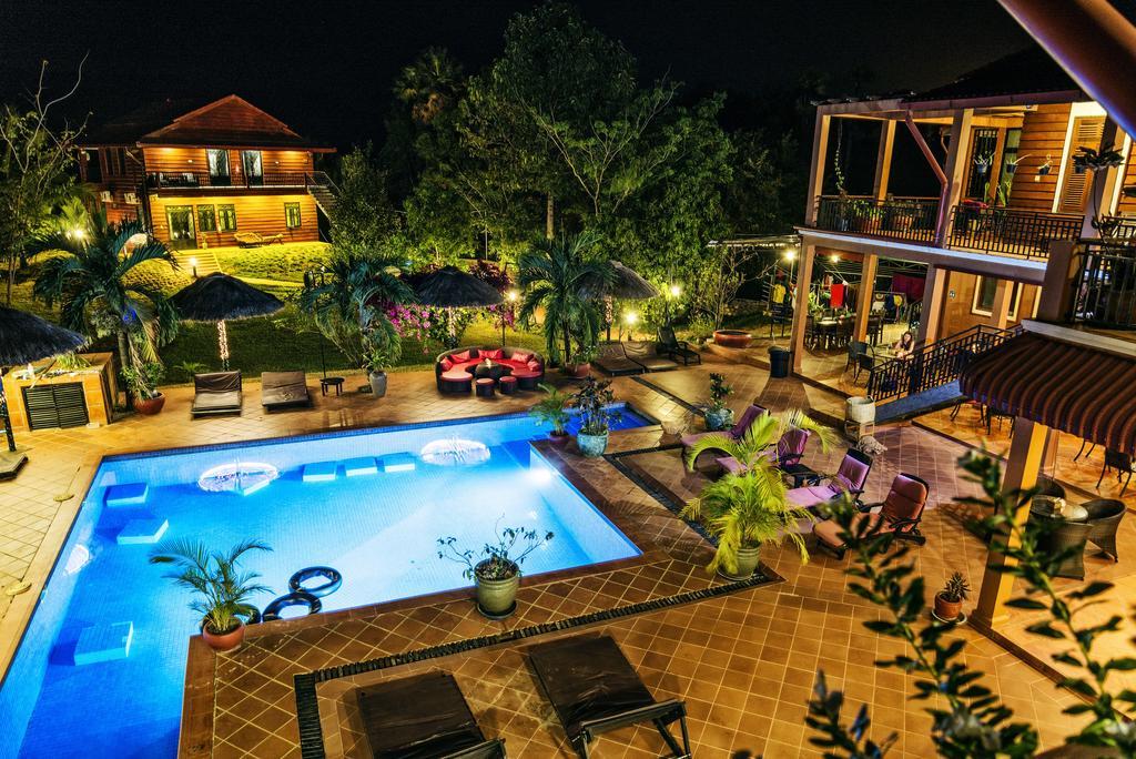 Standard double with Fan,1167626854:JPEG