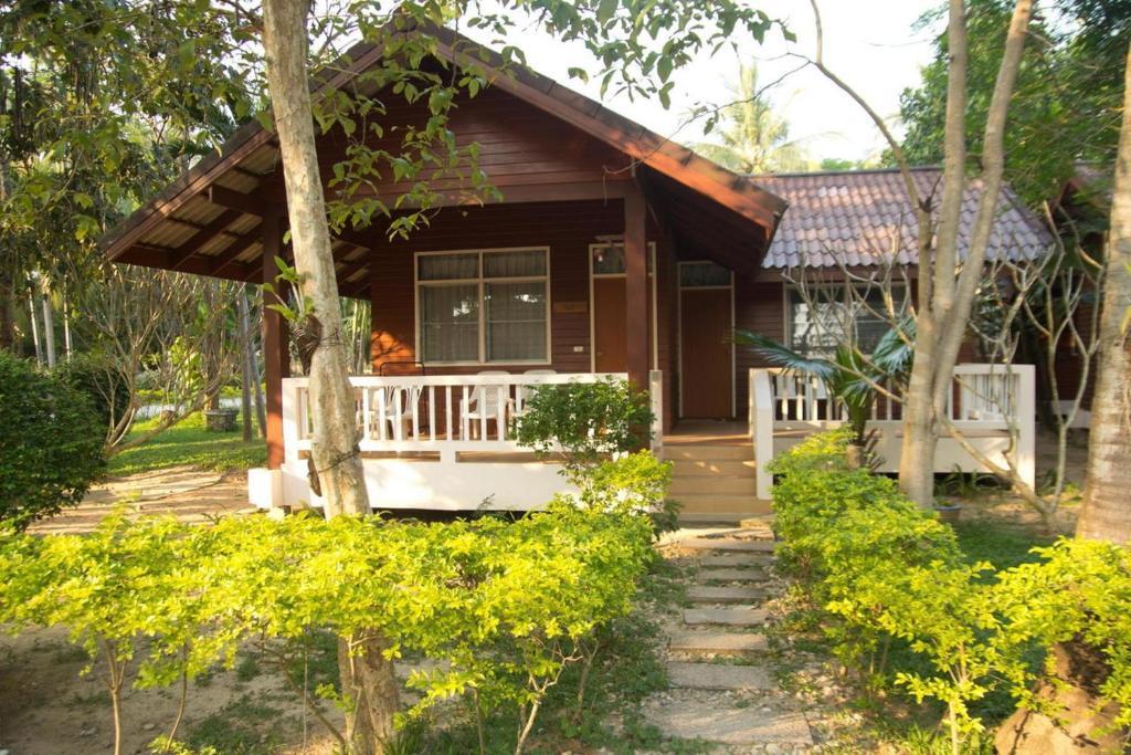 Standard Bungalow,1589536784:JPEG