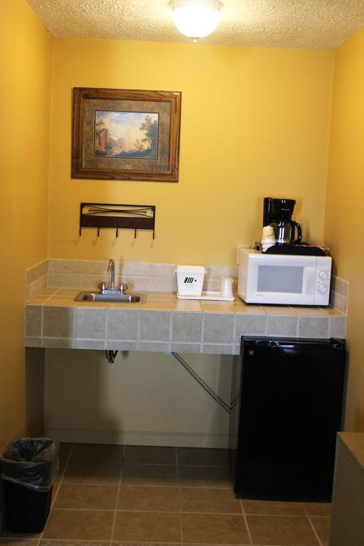 Executive Jacuzzi Suite,413306637:JPEG