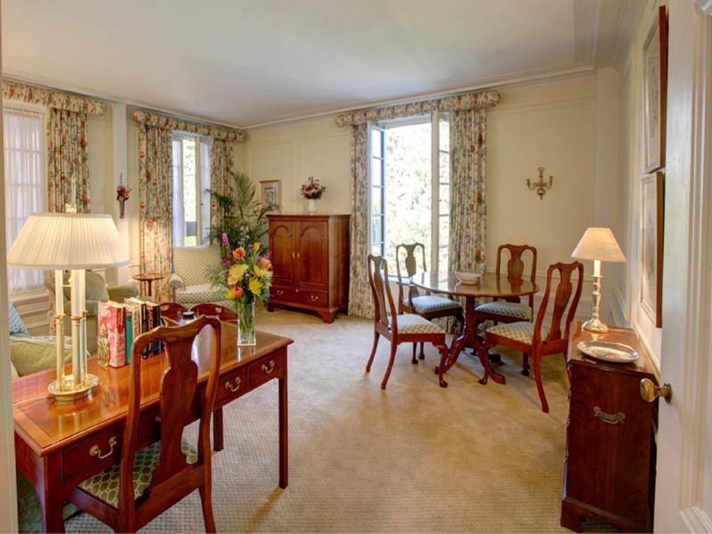 Executive Queen Suite,418535307:JPEG