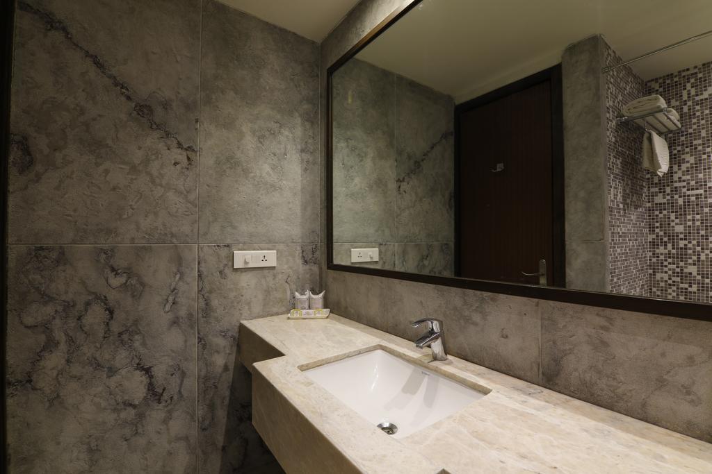 Deluxe Double Room Garden View