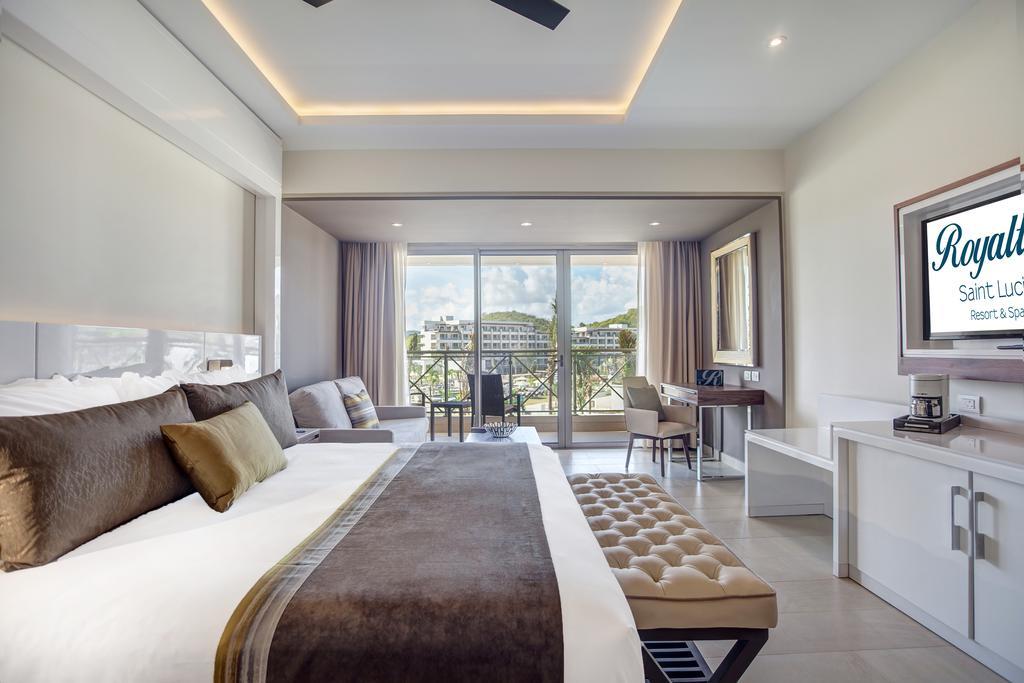 Luxury Junior Suite