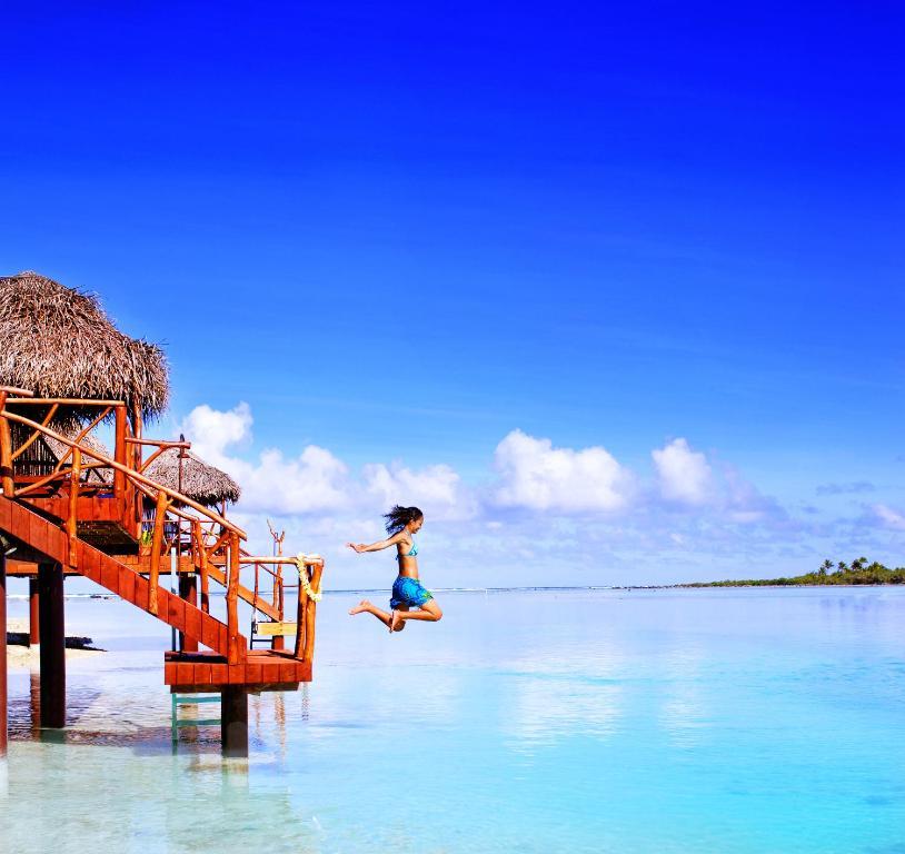 Overwater Bungalow,1541439985:JPEG