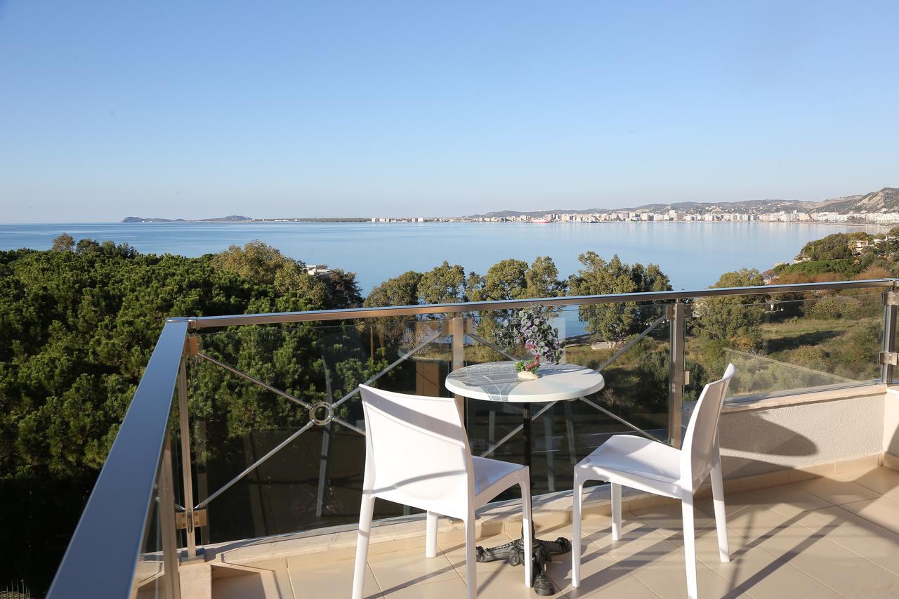 Two-Bedroom Apartment with Sea View,1406988875:JPEG