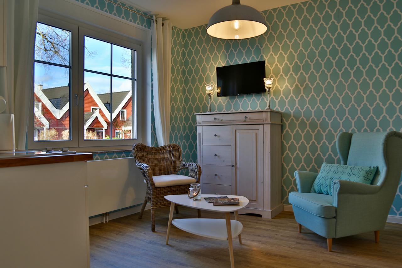 Two Room Apartment,742913185:JPEG