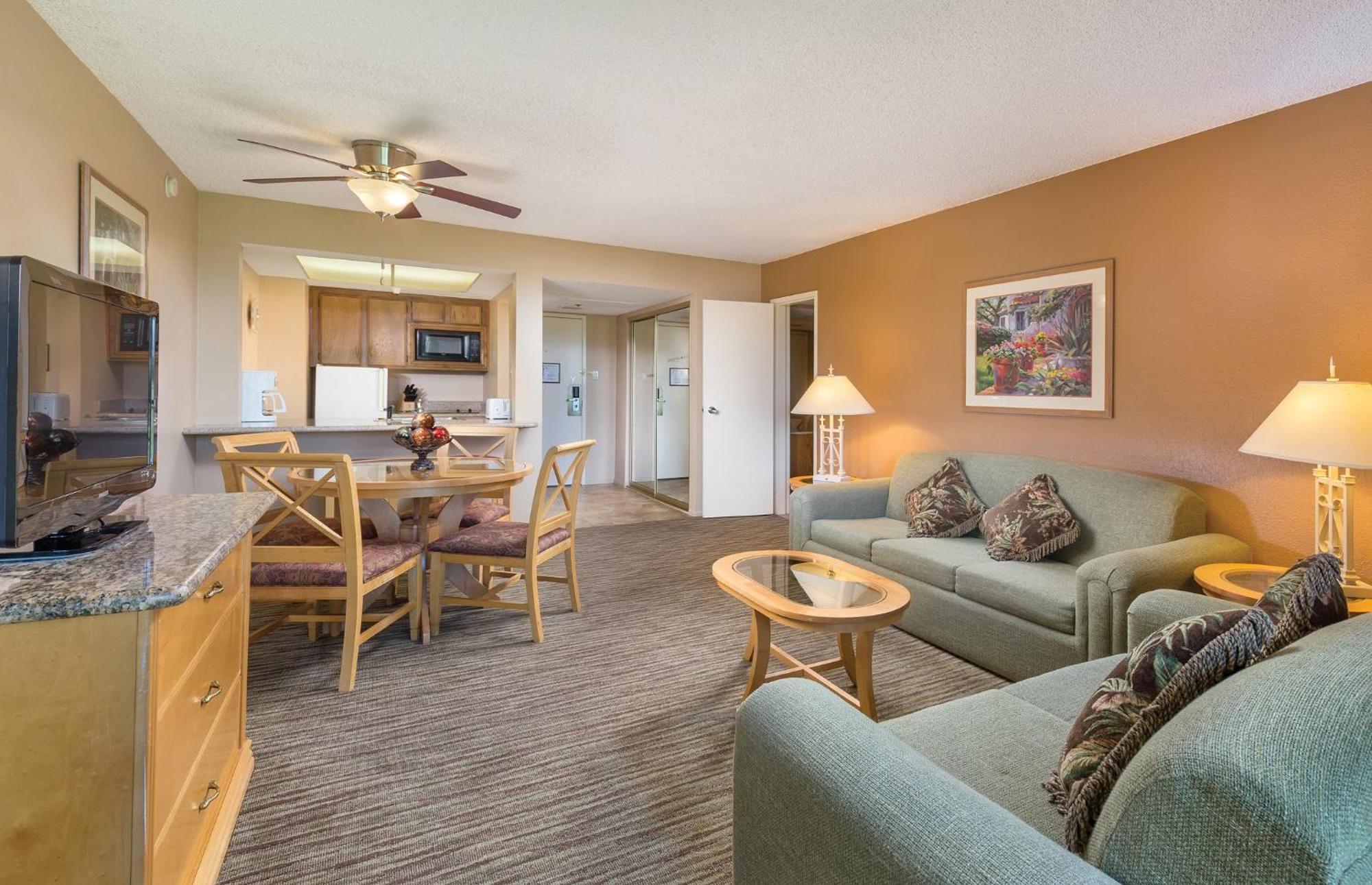 One-Bedroom Condo,539206719:JPEG