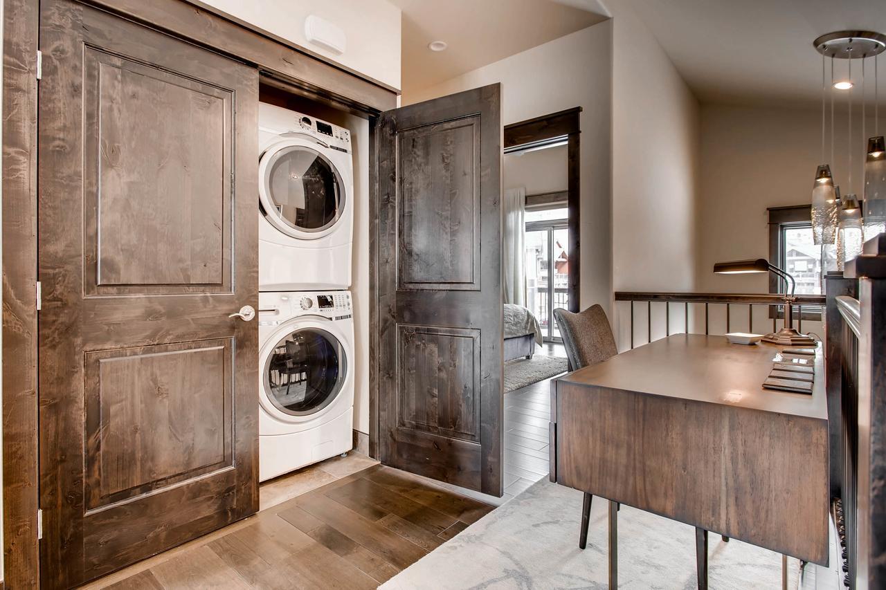 Three-Bedroom Apartment,549855786:JPEG