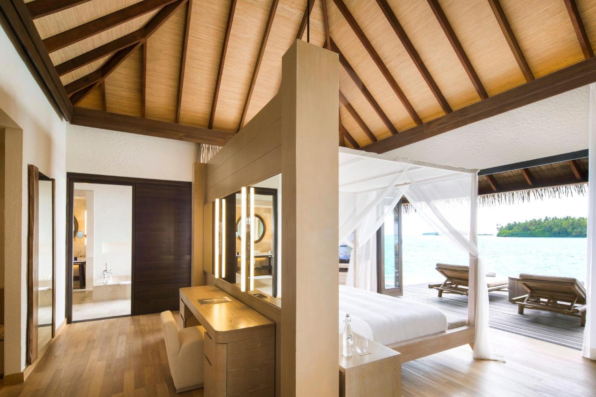 Water Villa with Private Pool,728737879:JPEG