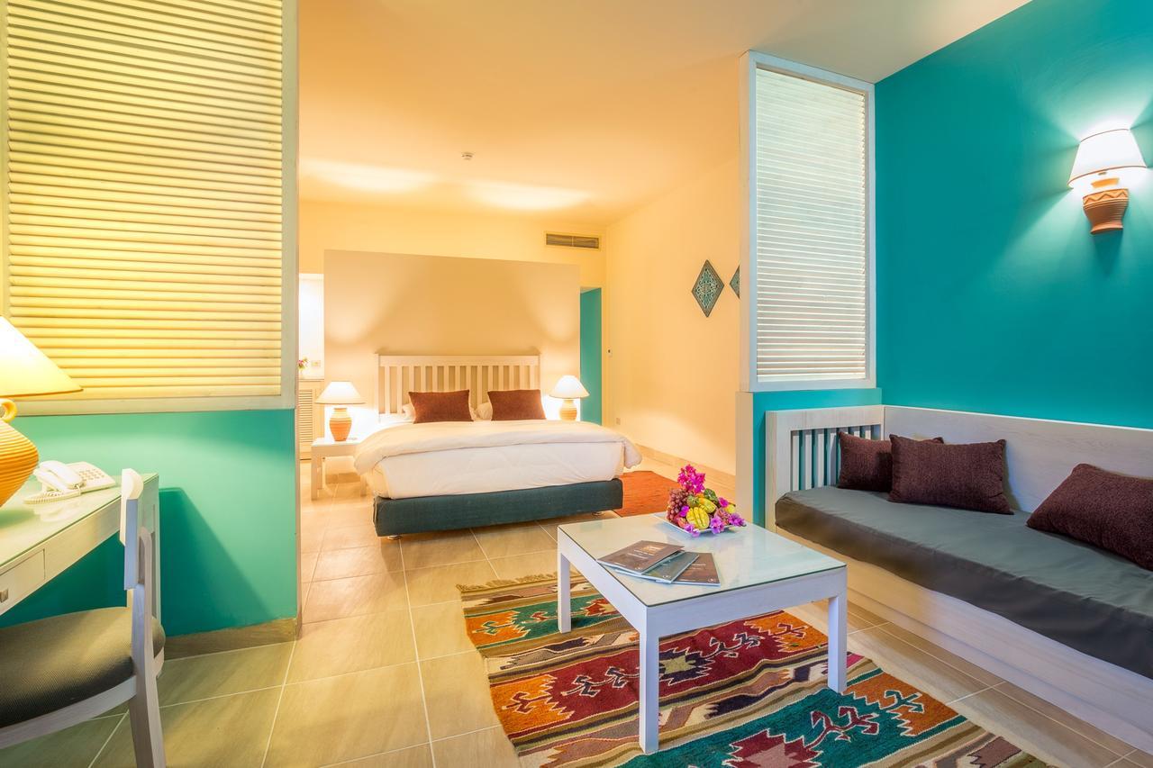 Beach Front Deluxe Room,566807097:JPEG