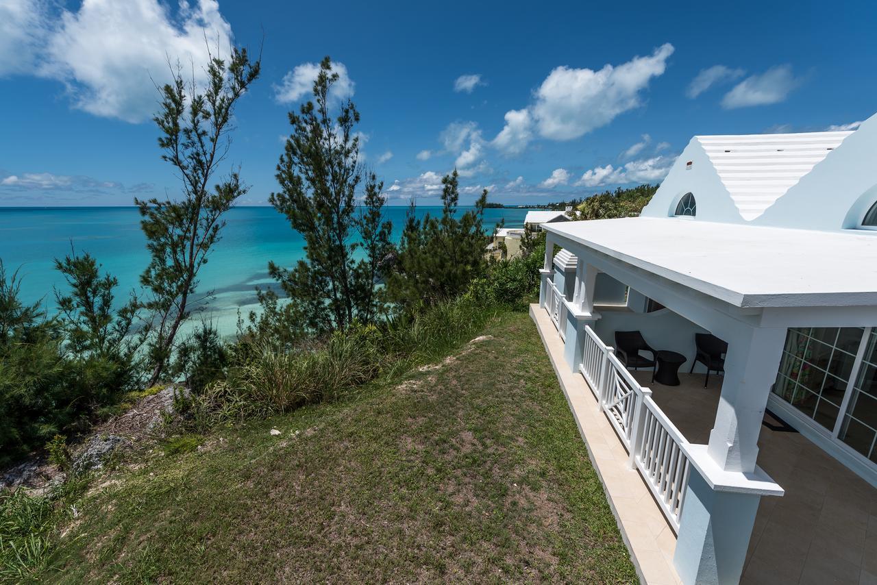 Deluxe Double Room with Side Sea View,567003489:JPEG