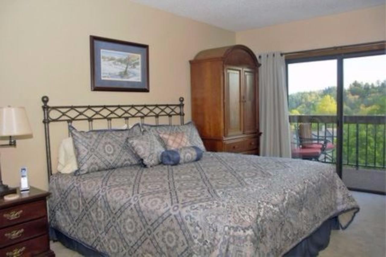 Two-Bedroom Apartment 2,587362635:JPEG