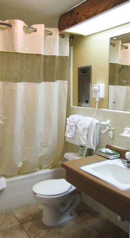 Standard King Guestroom,716633809:JPEG