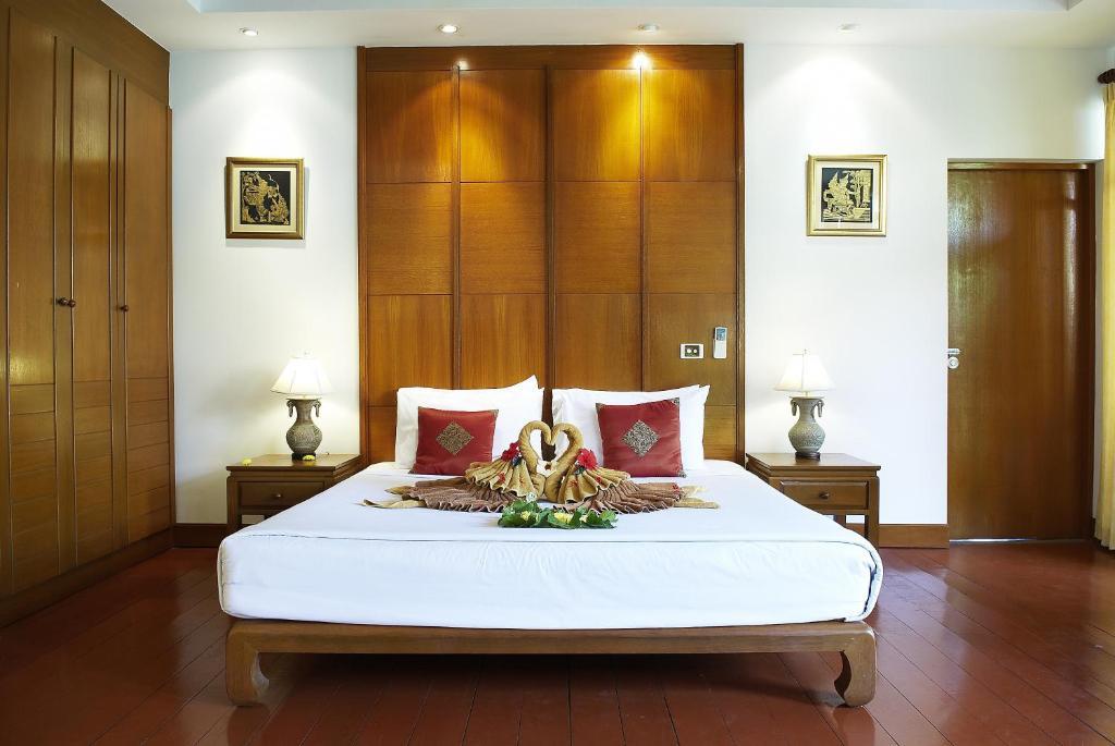 Superior Garden Bungalow,544638624:JPEG