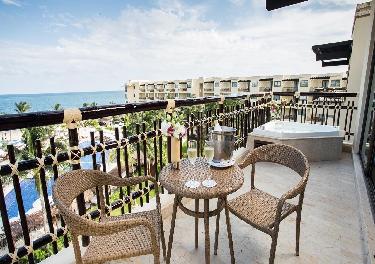 Preferred Club Ocean View Pool Front Outdoor Jacuzzi King bed,1498704457:JPEG