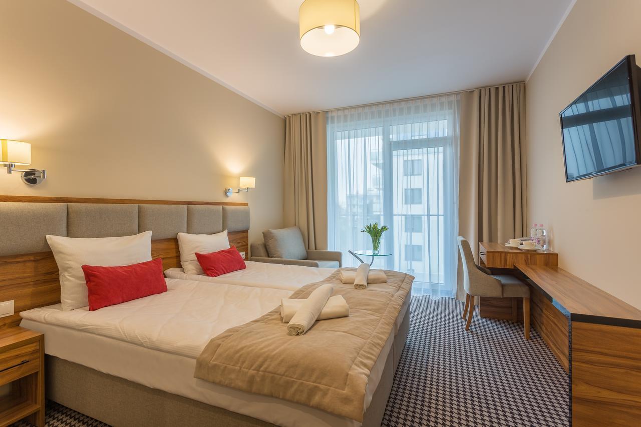 Deluxe Double Room,663843405:JPEG