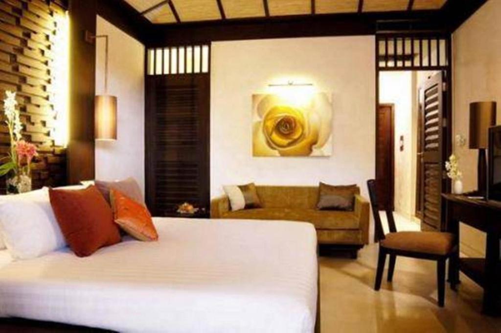 Superior Garden,379436641:JPEG