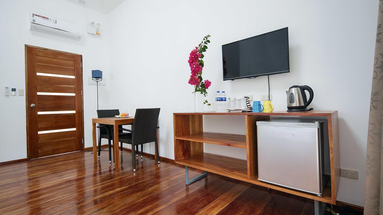 Deluxe Bungalow with Garden View (Free One-way Airport Departure Transfer),645138147:JPEG