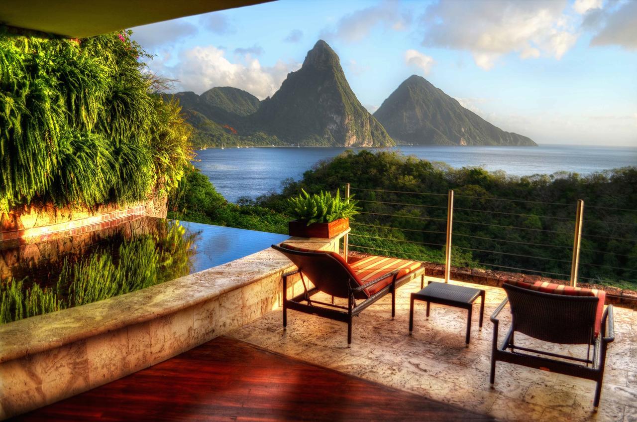 Moon Infinity Pool Sanctuary