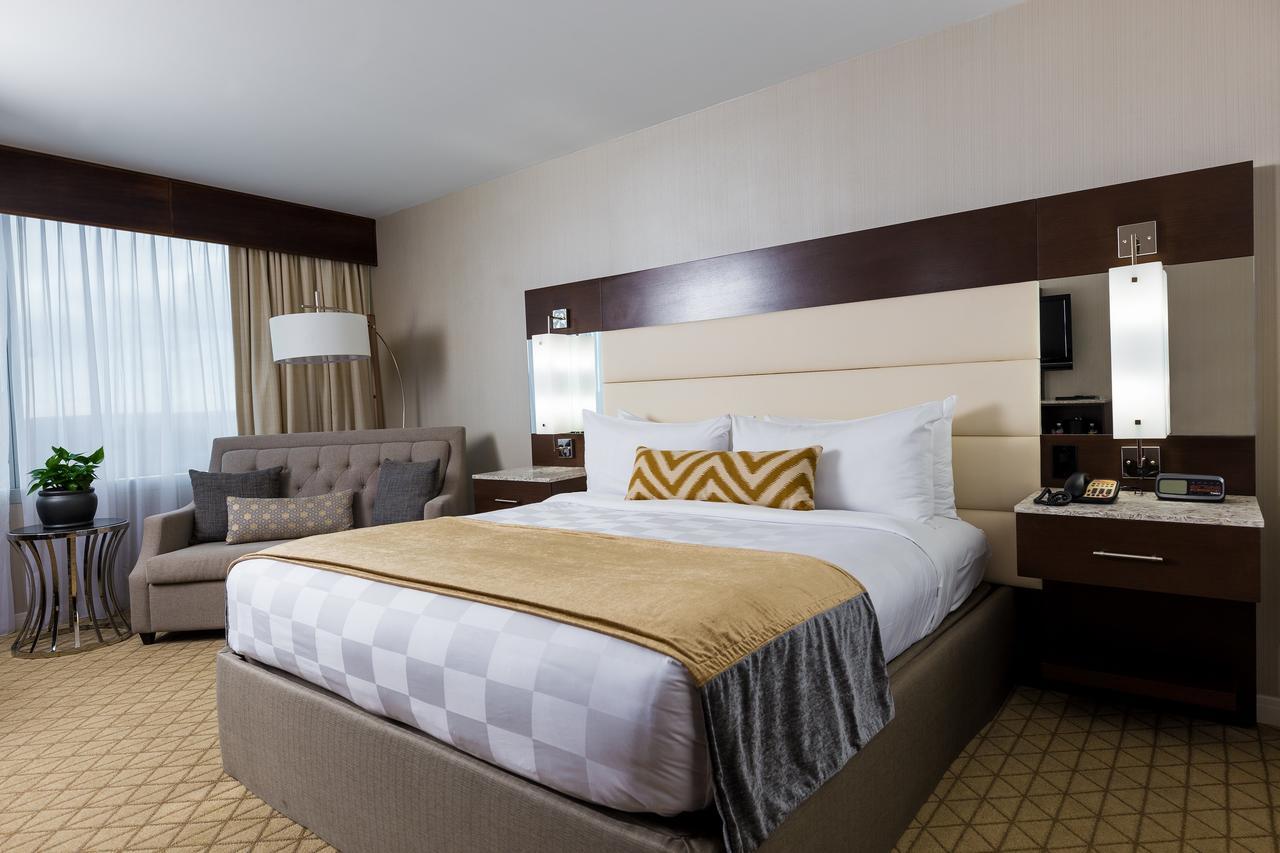 Sky Tower Cove Suite,645252822:JPEG