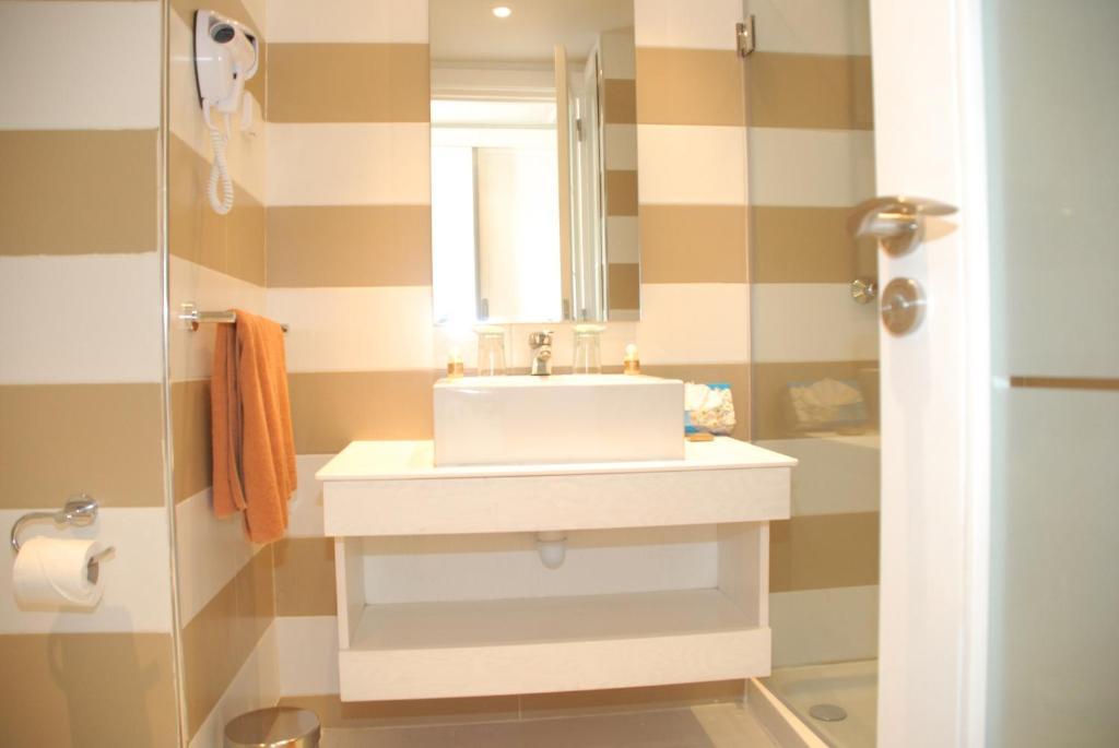 Quarto Triplo Standard