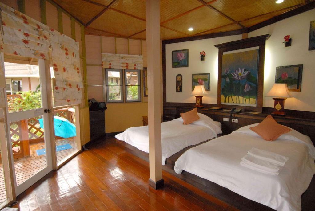 Deluxe Double or Twin Room with Pool View,65668225:JPEG