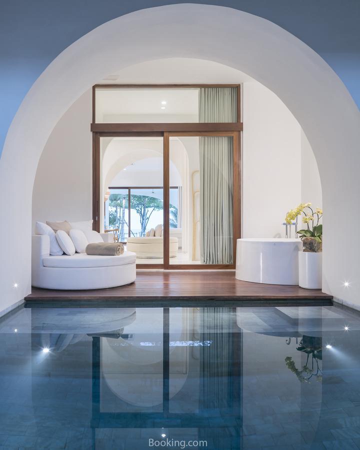 Oceanfront Garden Pool Suite