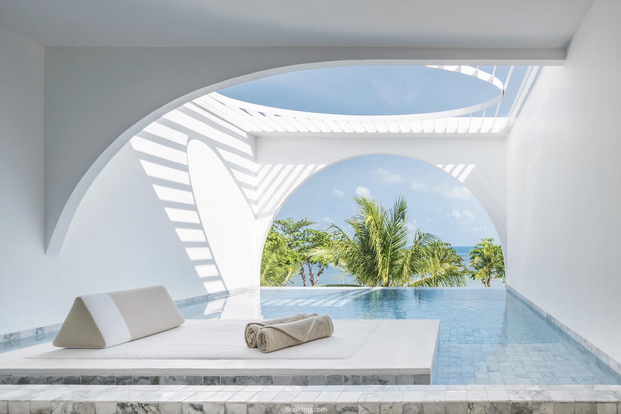 Oceanfront Balcony Pool Suite