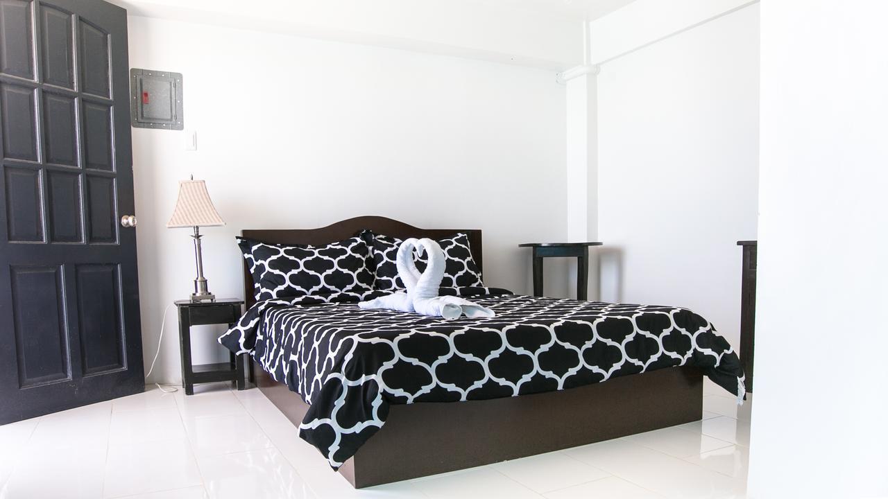 Deluxe Double Room with Balcony and Sea View,659246247:JPEG