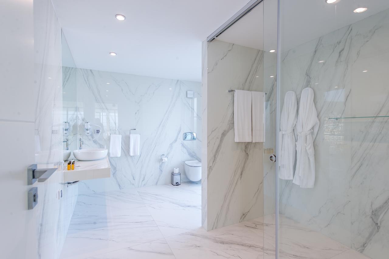 Penthouse Apartment,663557532:JPEG