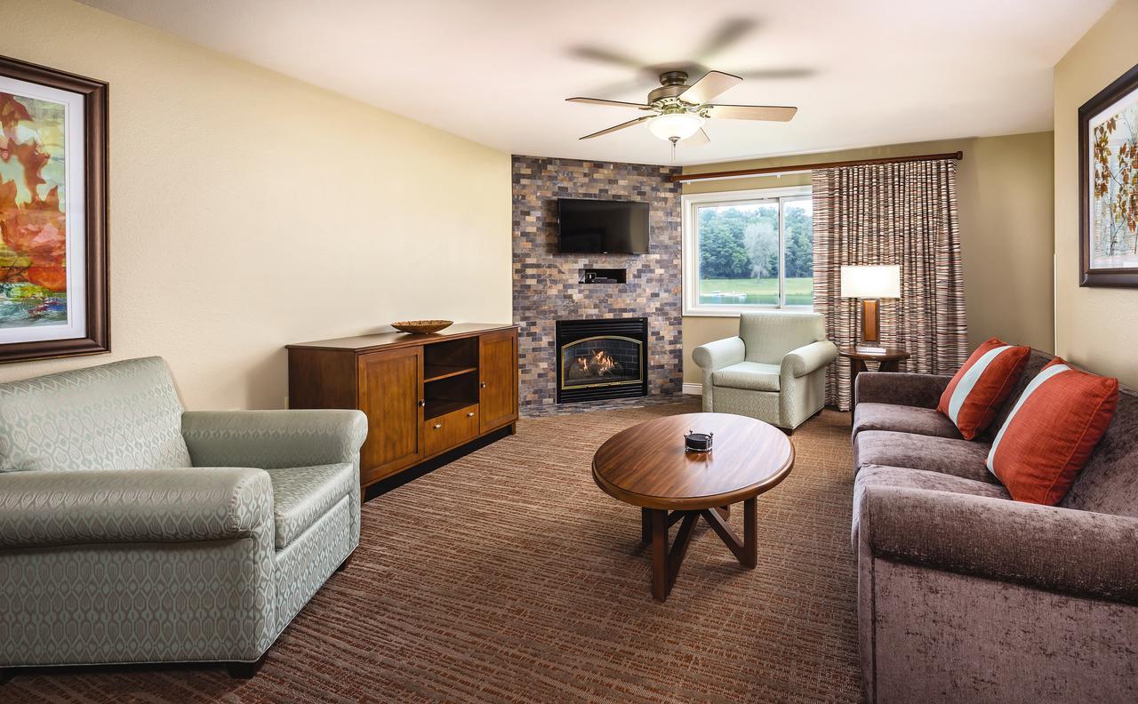One-Bedroom Suite,1706953329:JPEG