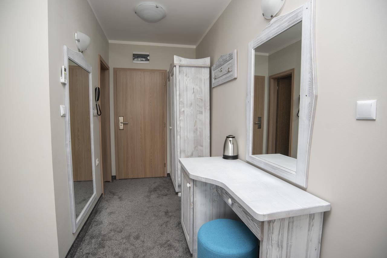 One-Bedroom Apartment with Balcony