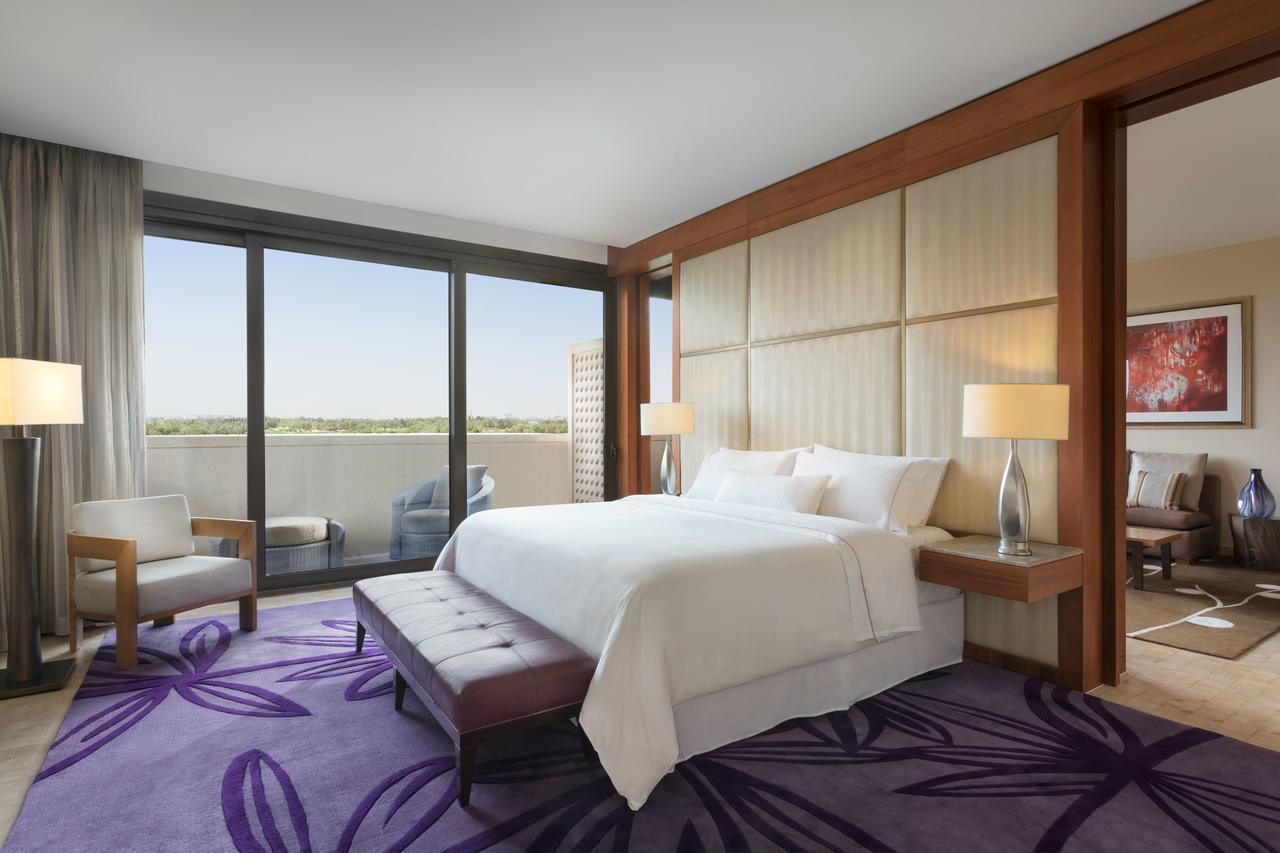 1 Bedroom Executive Suite 1 King Golf view Balcony,1387964045:JPEG