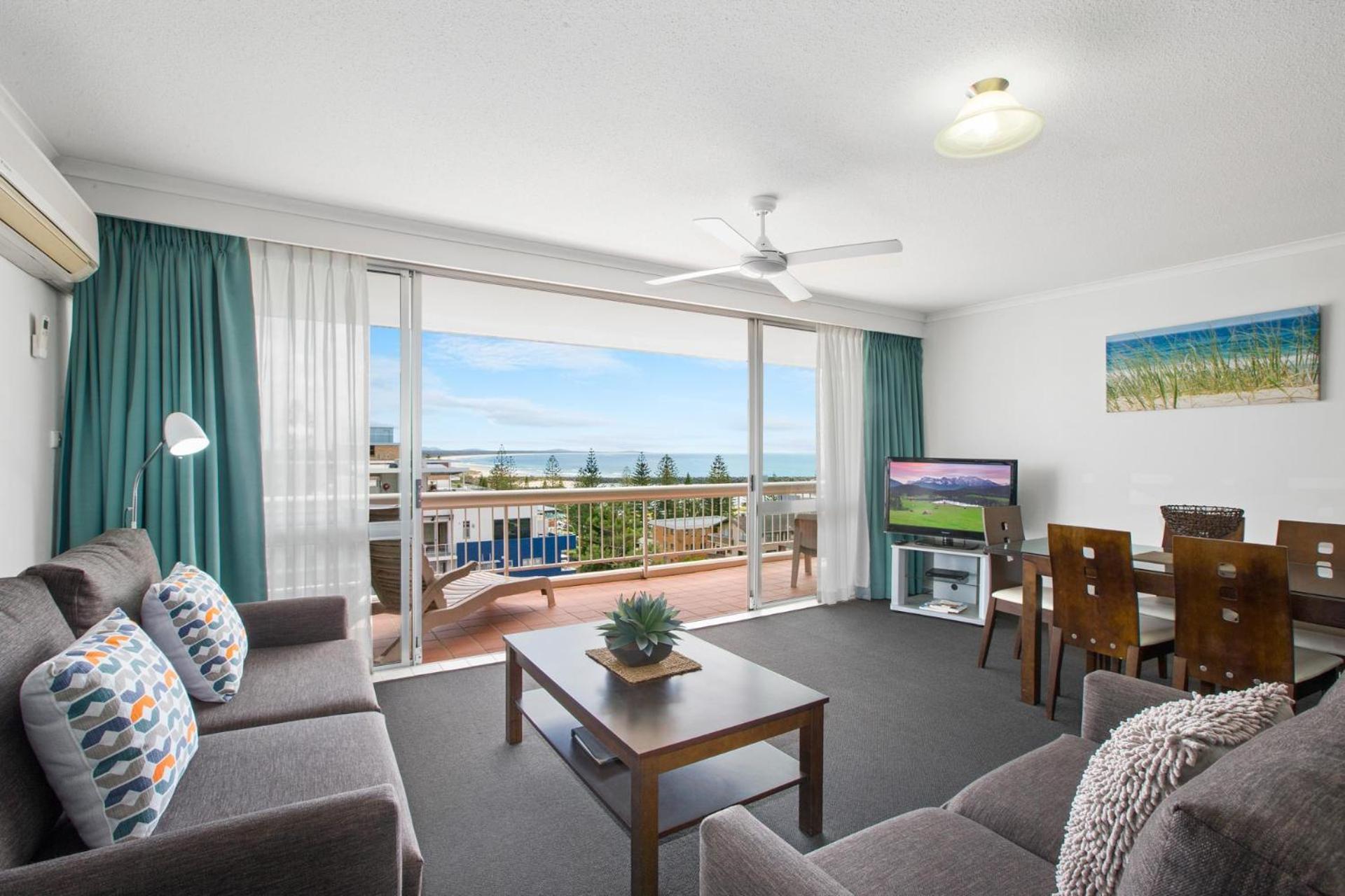 One-Bedroom Apartment with Water View,681687123:JPEG