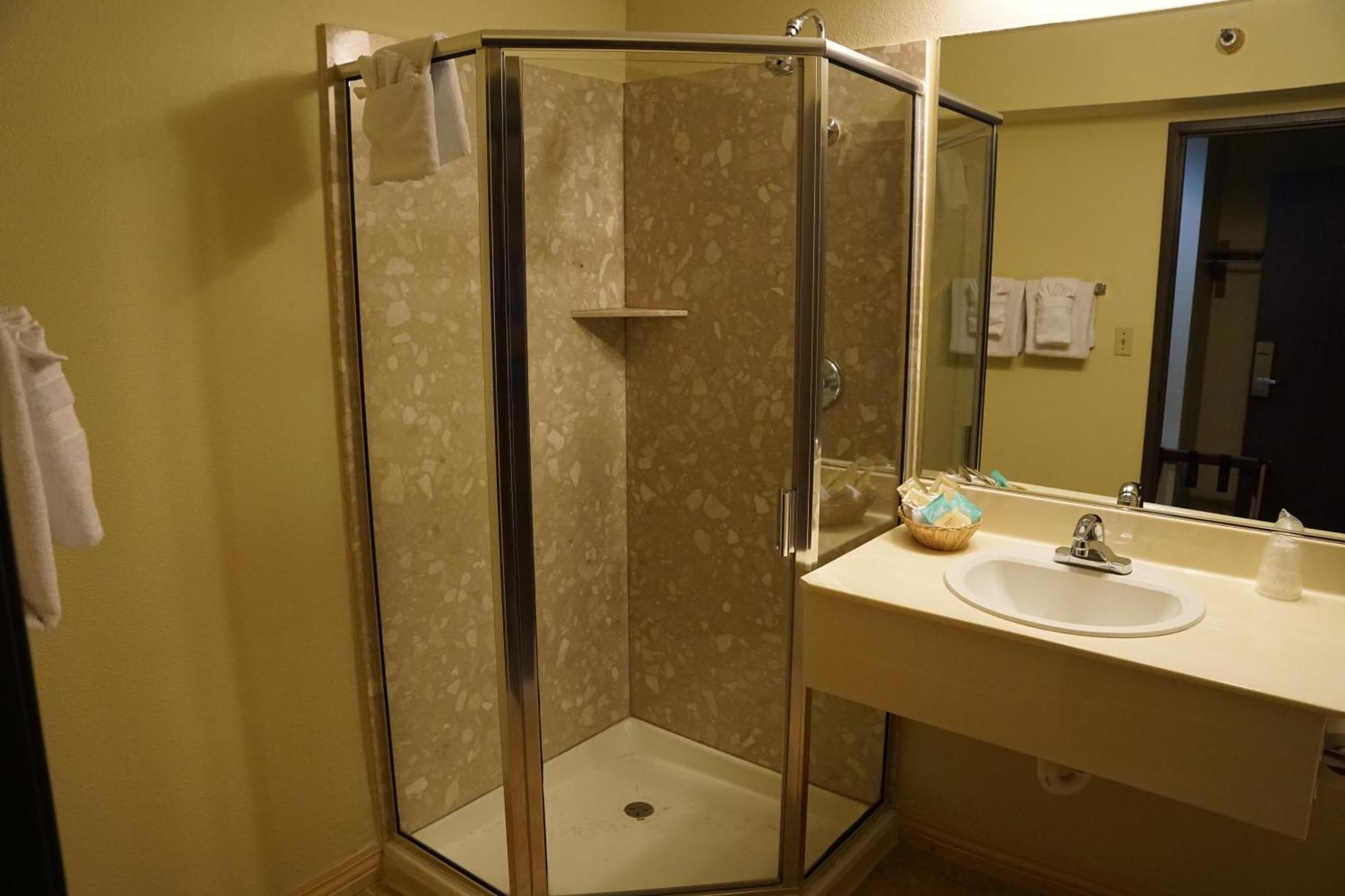 Superior Queen Room with Two Queen Beds - Non-Smoking
