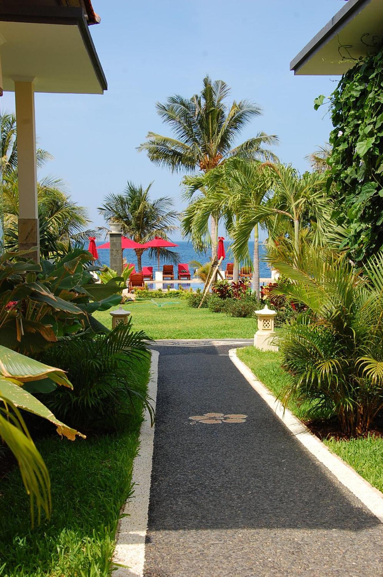 Bungalow Double with Garden View