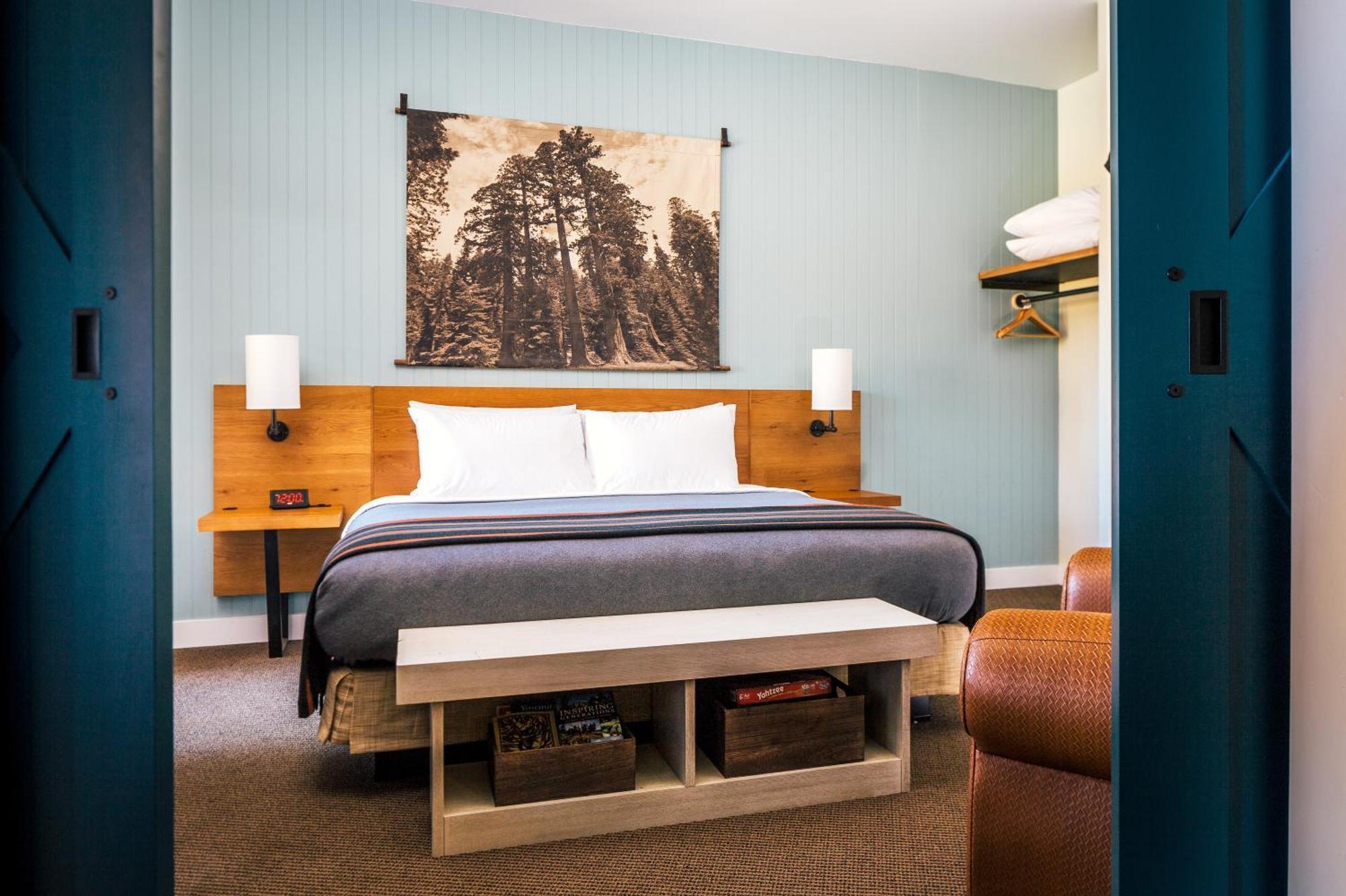 King Suite with Balcony,712590664:JPEG