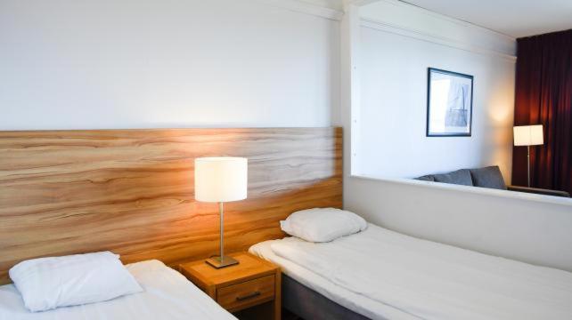 Deluxe Double Room,774956167:JPEG