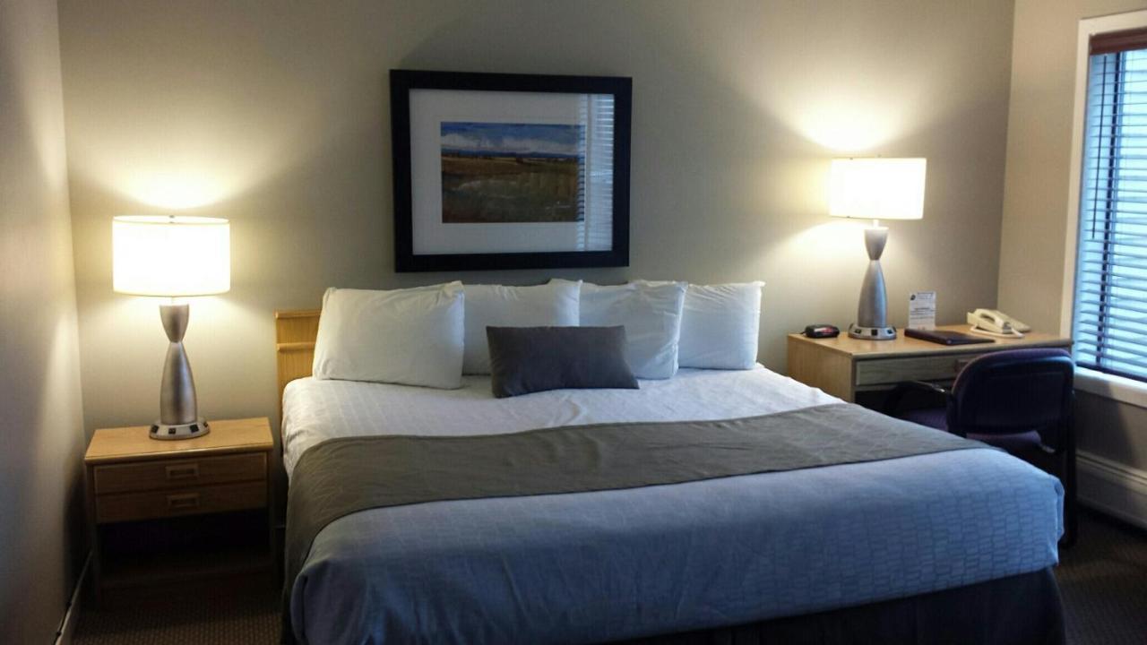 Standard King Room,733039627:JPEG